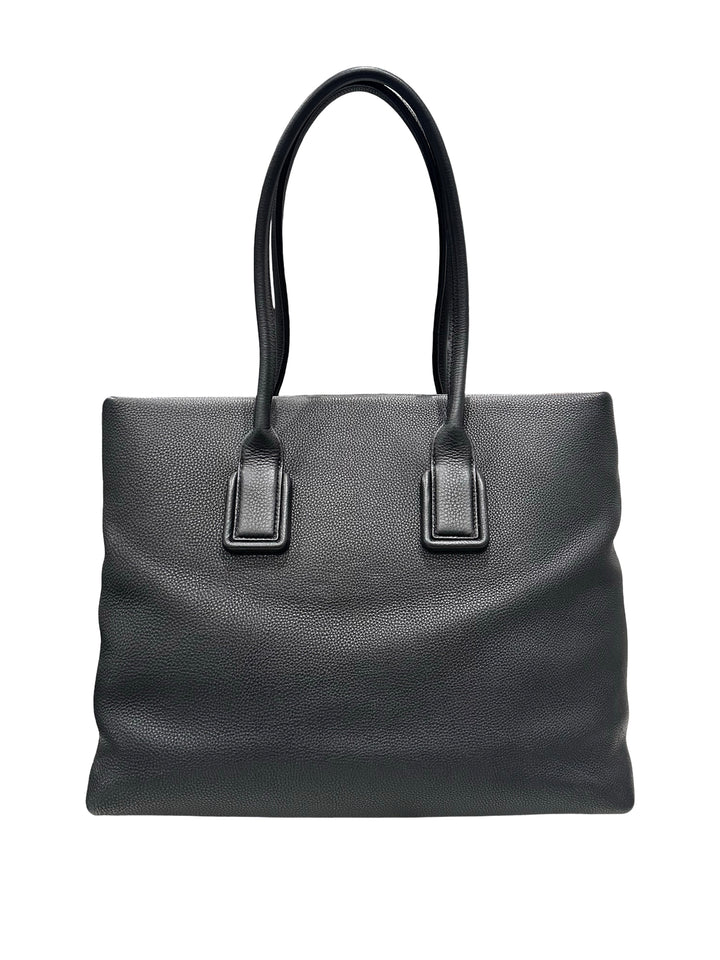Mount Tote