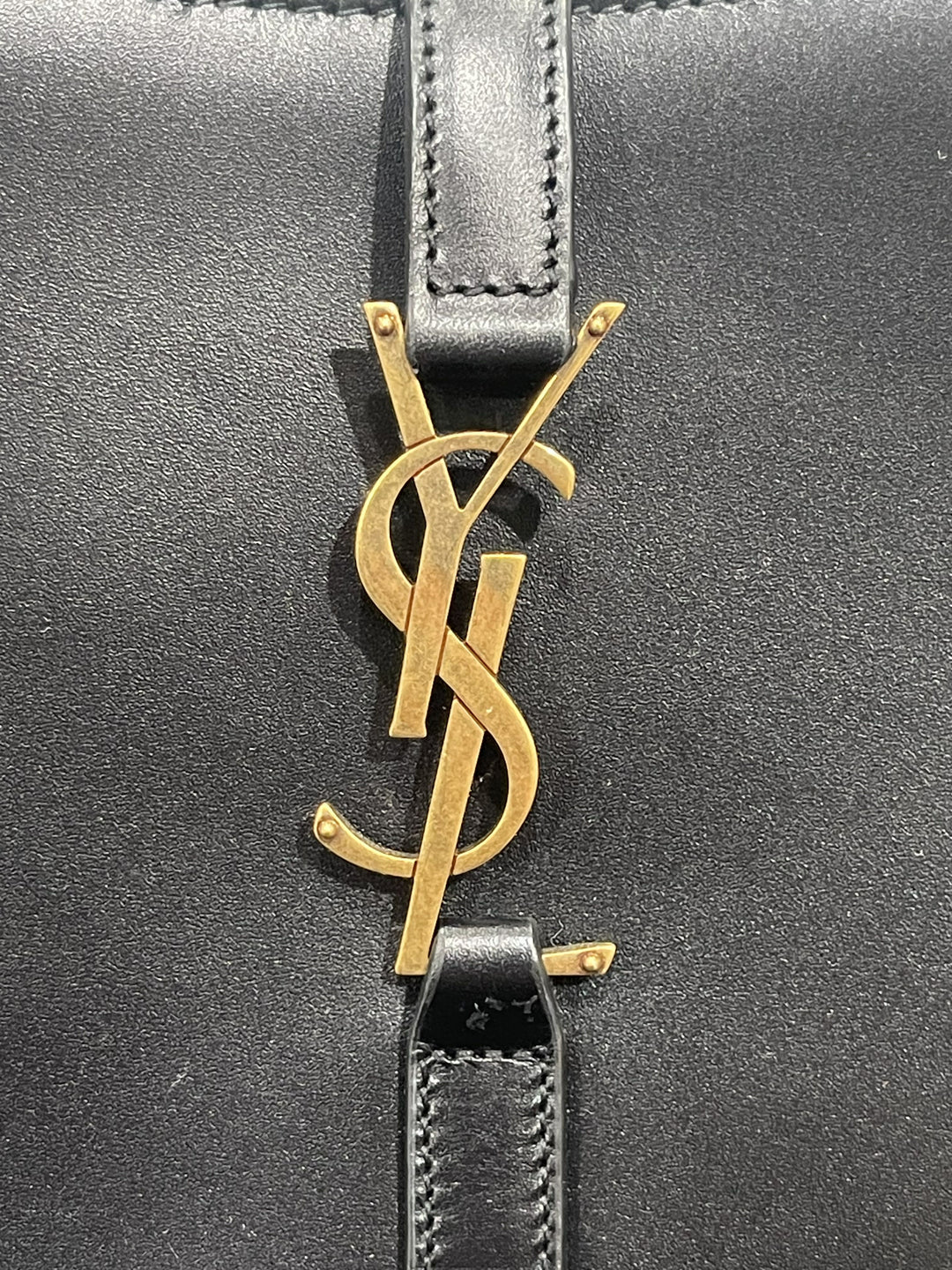 Le 5 a 7 Hobo Bag | New with Tags